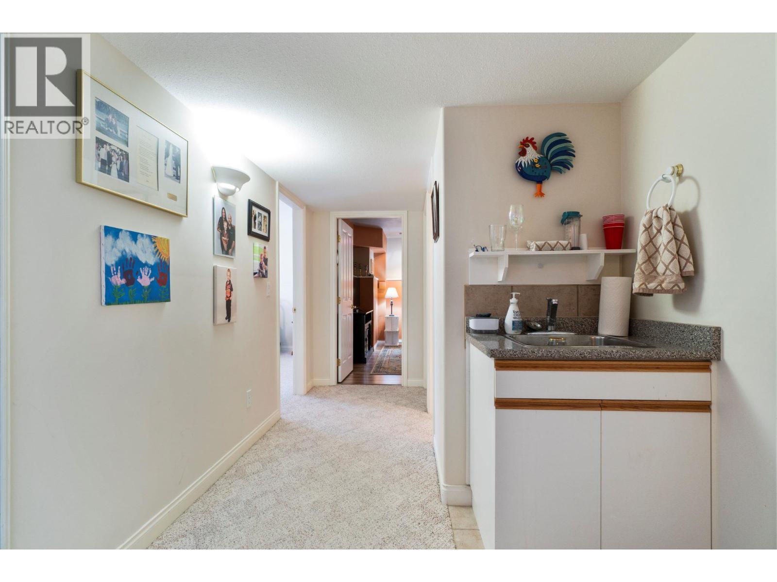 2550 Golf Course Drive Unit# 11. Blind Bay, British Columbia