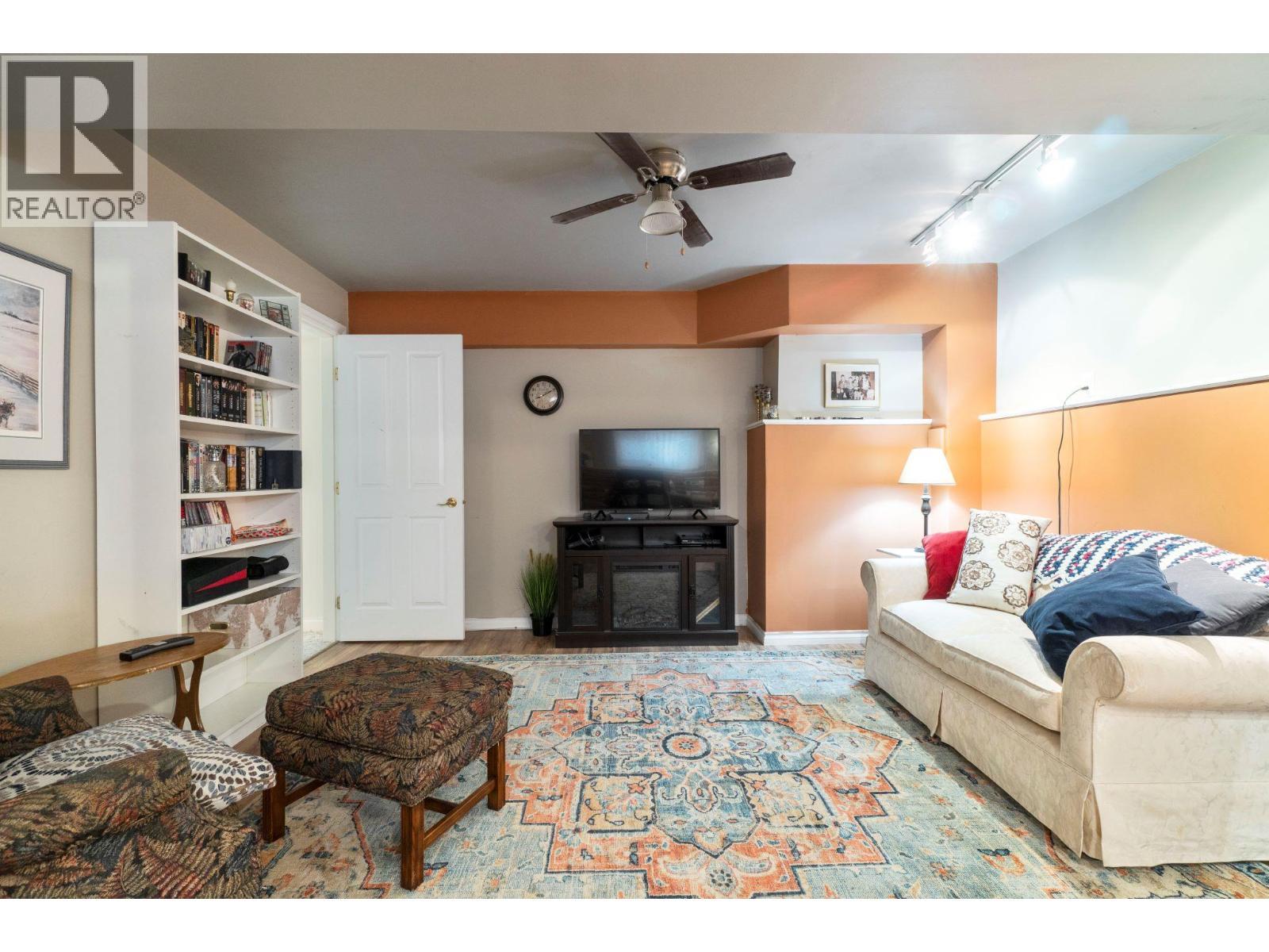 2550 Golf Course Drive Unit# 11. Blind Bay, British Columbia