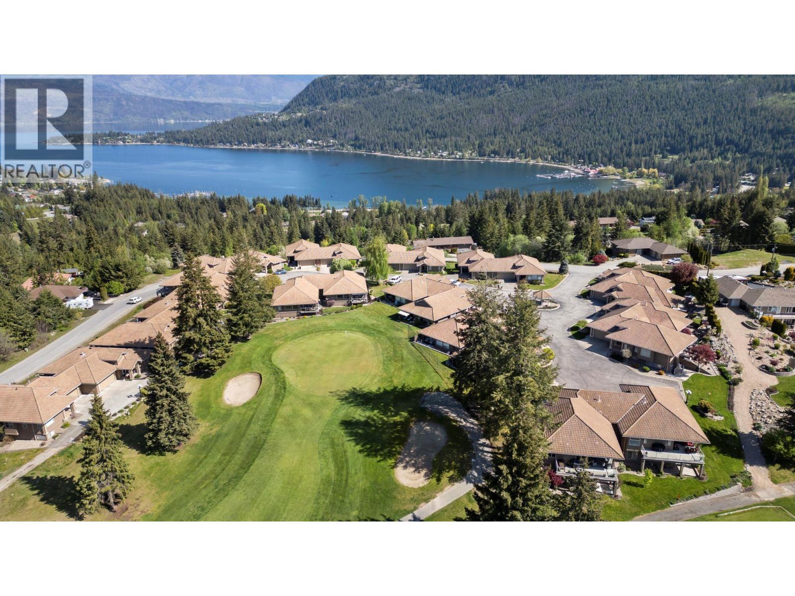 2550 Golf Course Drive Unit# 11. Blind Bay, British Columbia