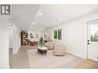 4135 June Springs Road. Kelowna, British Columbia