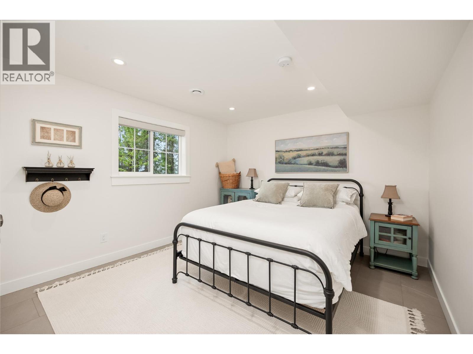 4135 June Springs Road. Kelowna, British Columbia