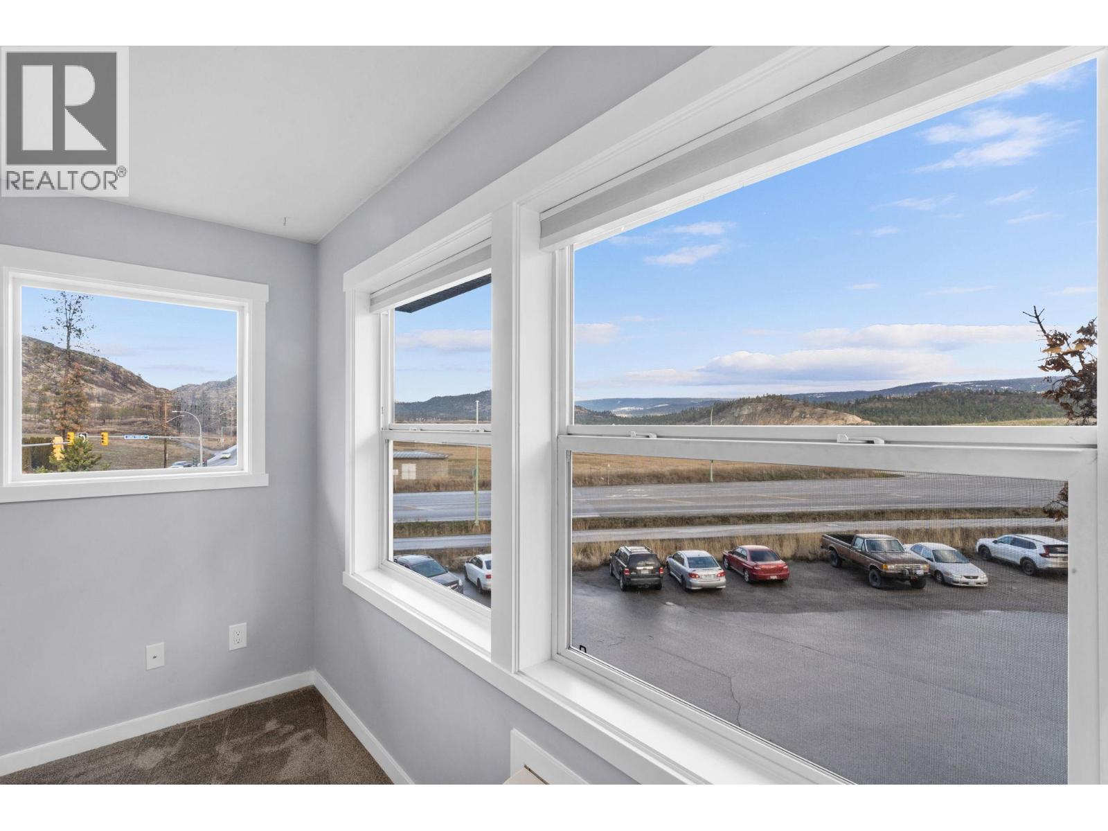 1479 Glenmore Road N Unit# 308. Kelowna, British Columbia