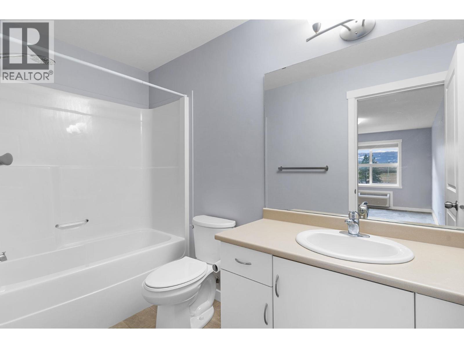 1479 Glenmore Road N Unit# 308. Kelowna, British Columbia