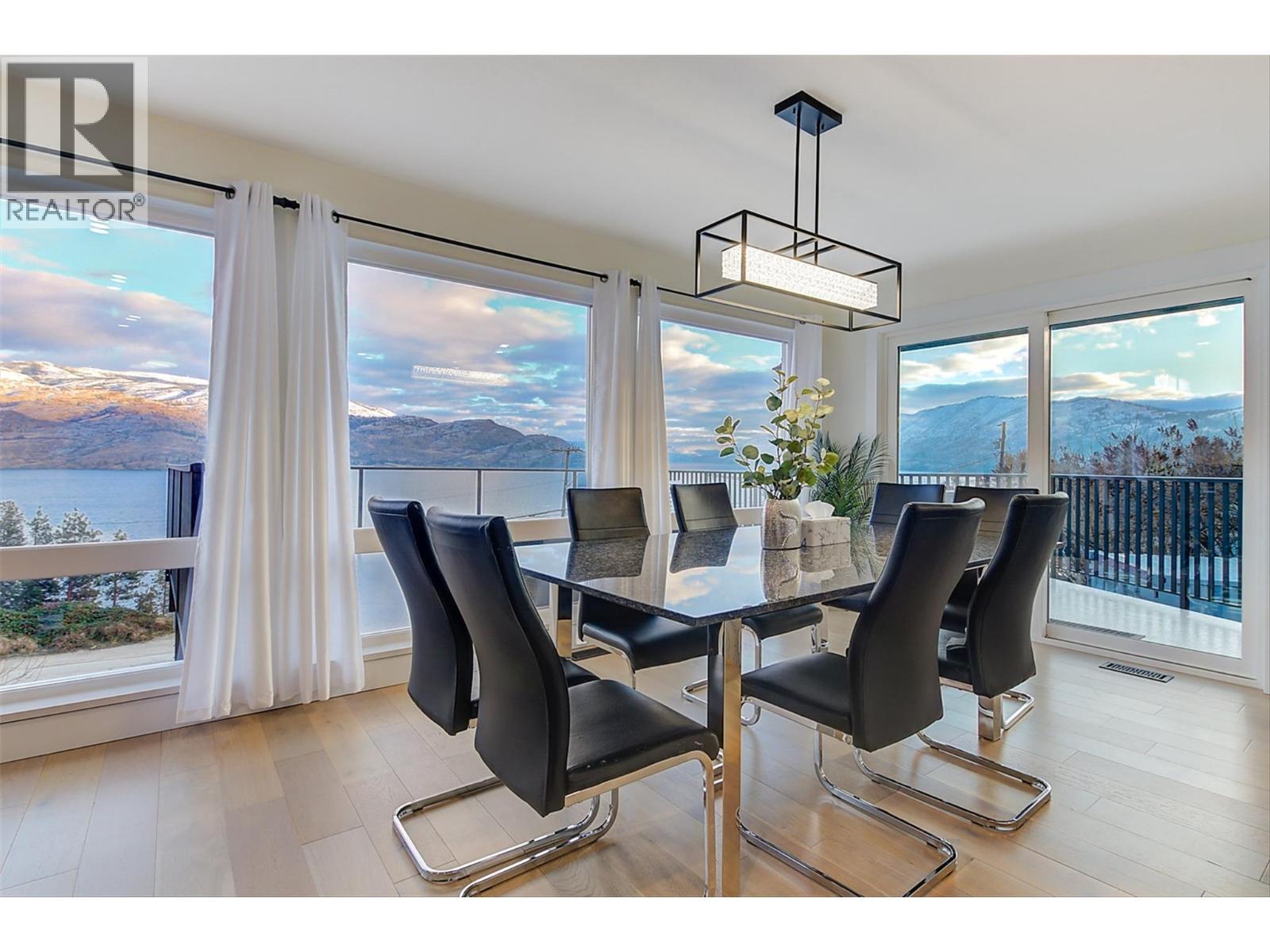 6178 Lipsett Avenue. Peachland, British Columbia