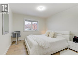 6178 Lipsett Avenue. Peachland, British Columbia