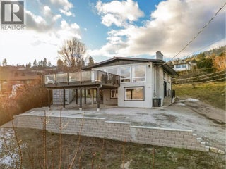 6178 Lipsett Avenue. Peachland, British Columbia