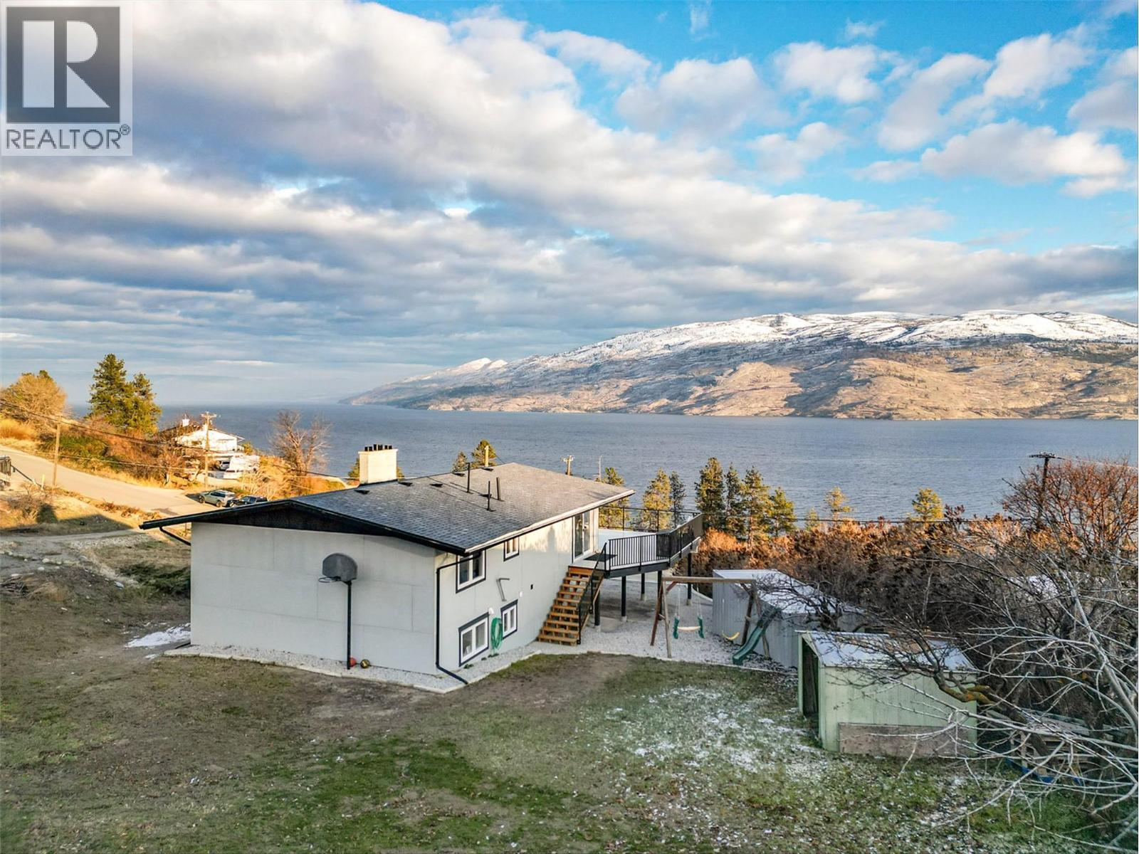 6178 Lipsett Avenue. Peachland, British Columbia