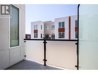 610 Academy Way Unit# 114. Kelowna, British Columbia