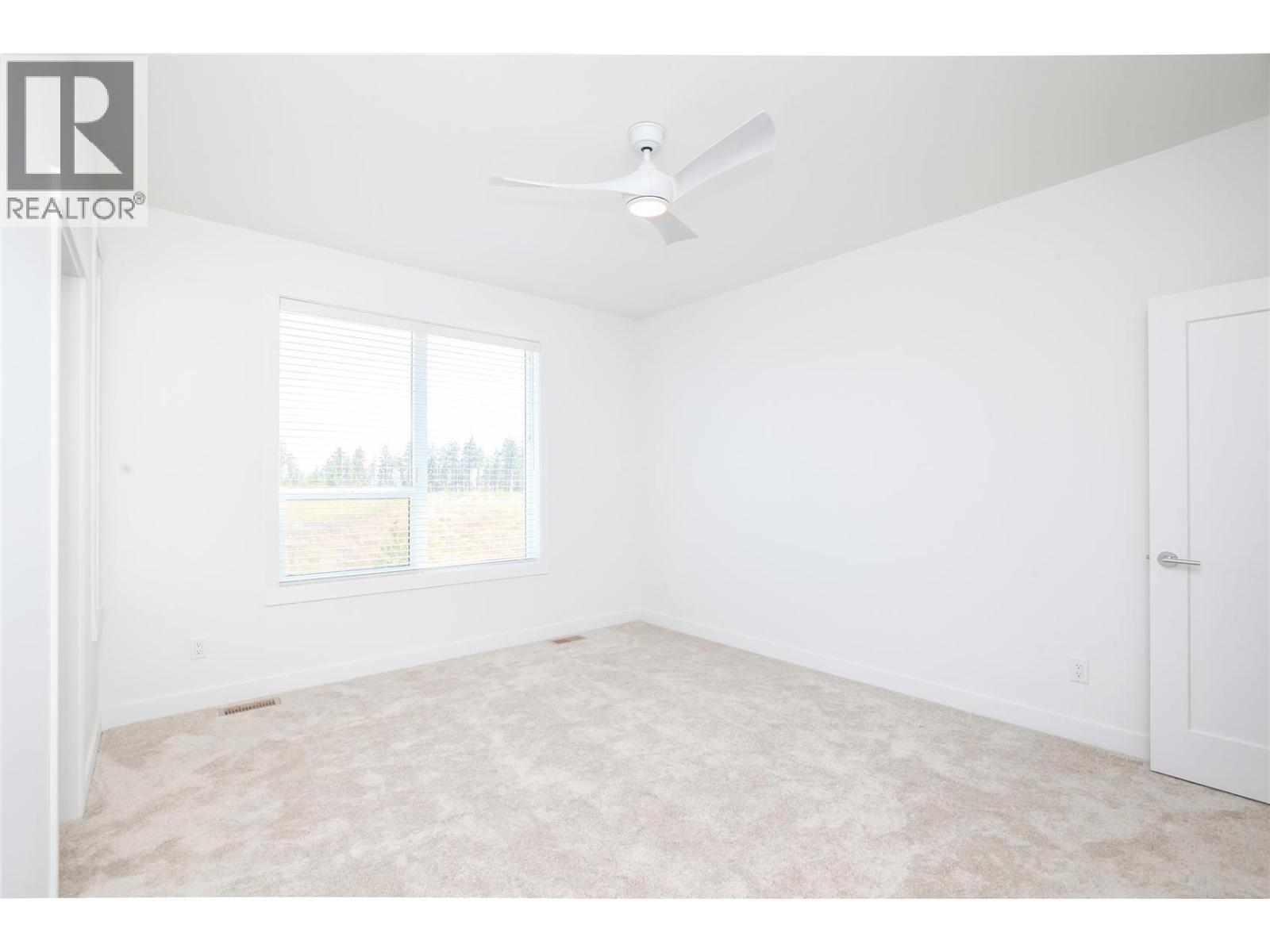 610 Academy Way Unit# 114. Kelowna, British Columbia