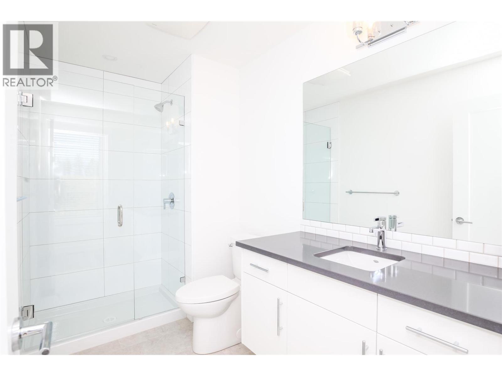 610 Academy Way Unit# 114. Kelowna, British Columbia