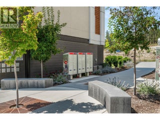 610 Academy Way Unit# 114. Kelowna, British Columbia