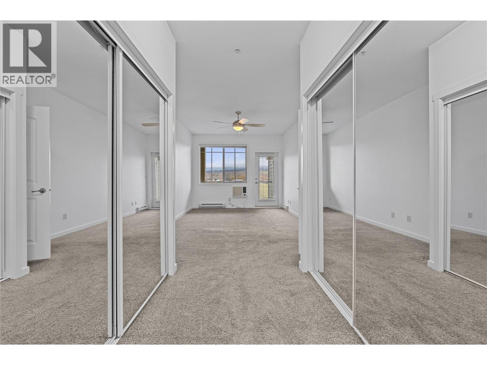 3735 Casorso Road Unit# 305. Kelowna, British Columbia