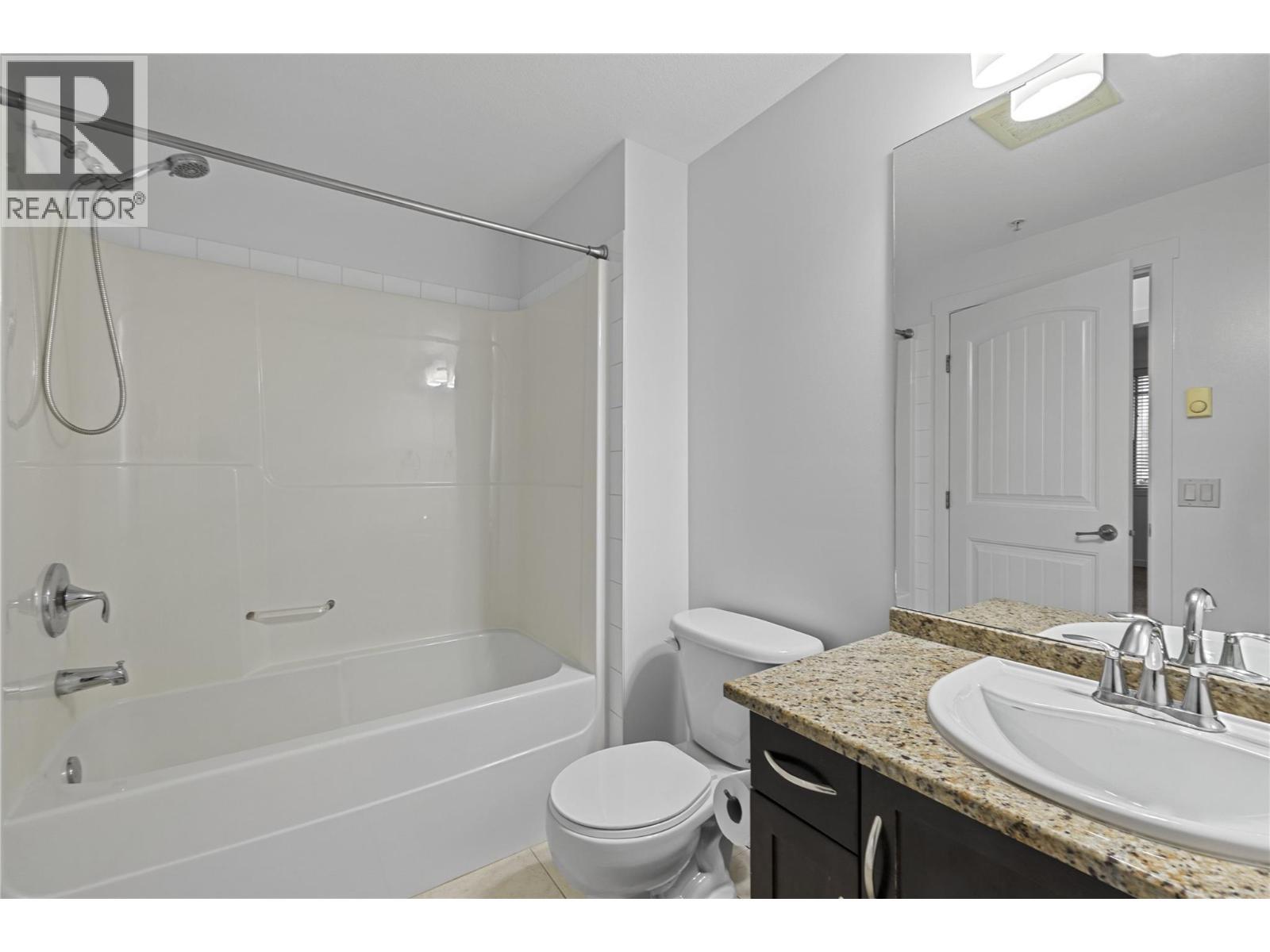 3735 Casorso Road Unit# 305. Kelowna, British Columbia