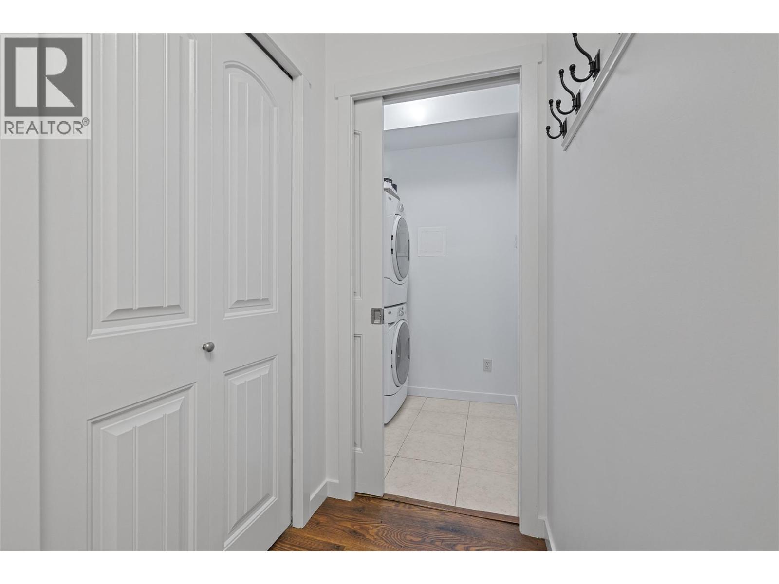 3735 Casorso Road Unit# 305. Kelowna, British Columbia