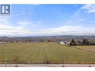 3735 Casorso Road Unit# 305. Kelowna, British Columbia