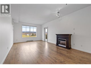 3735 Casorso Road Unit# 305. Kelowna, British Columbia