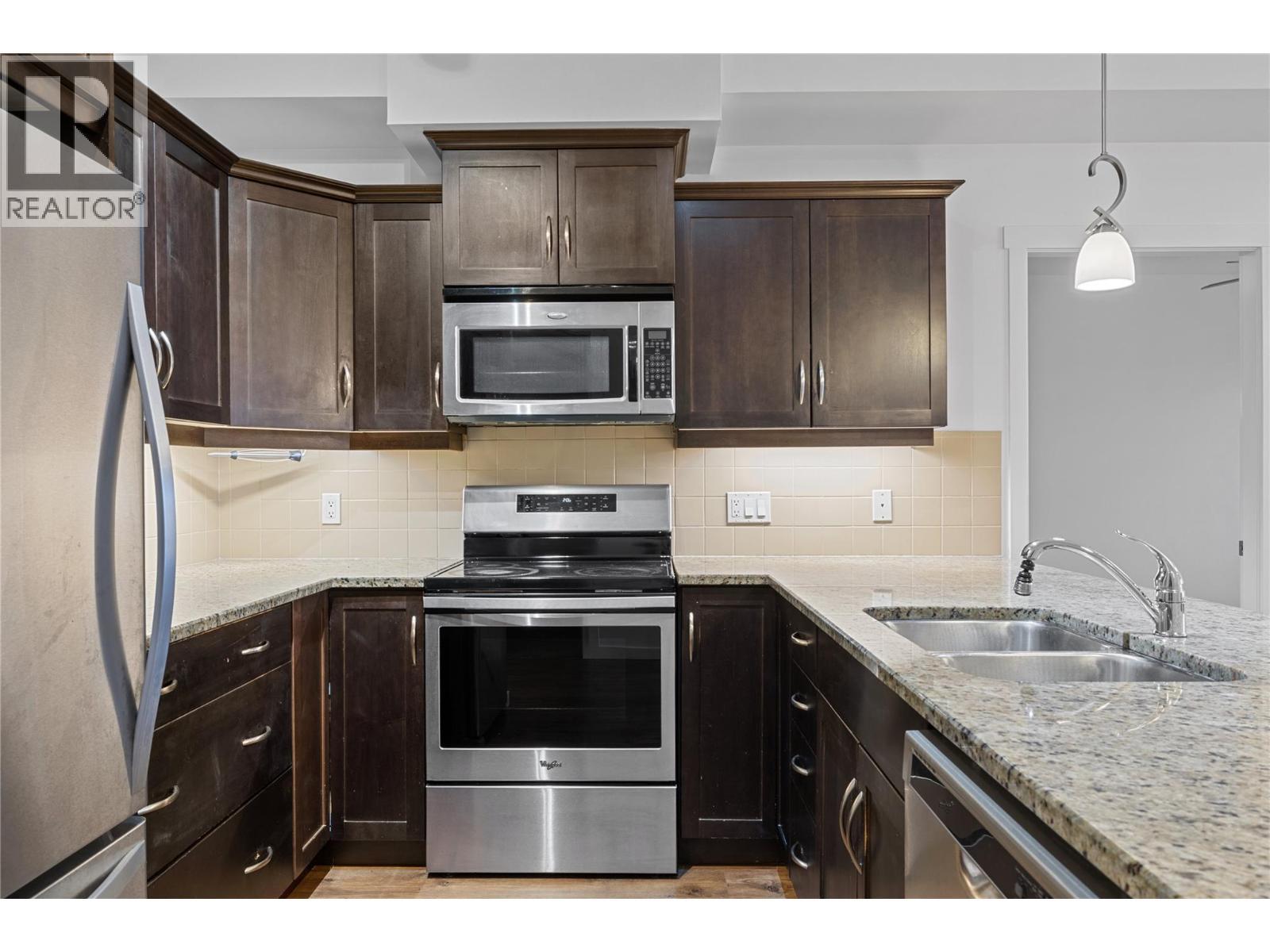 3735 Casorso Road Unit# 305. Kelowna, British Columbia