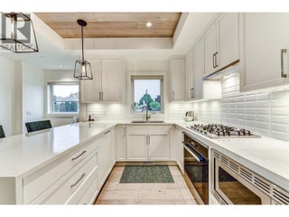 1308 Richter Street Unit# 106. Kelowna, British Columbia