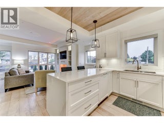 1308 Richter Street Unit# 106. Kelowna, British Columbia