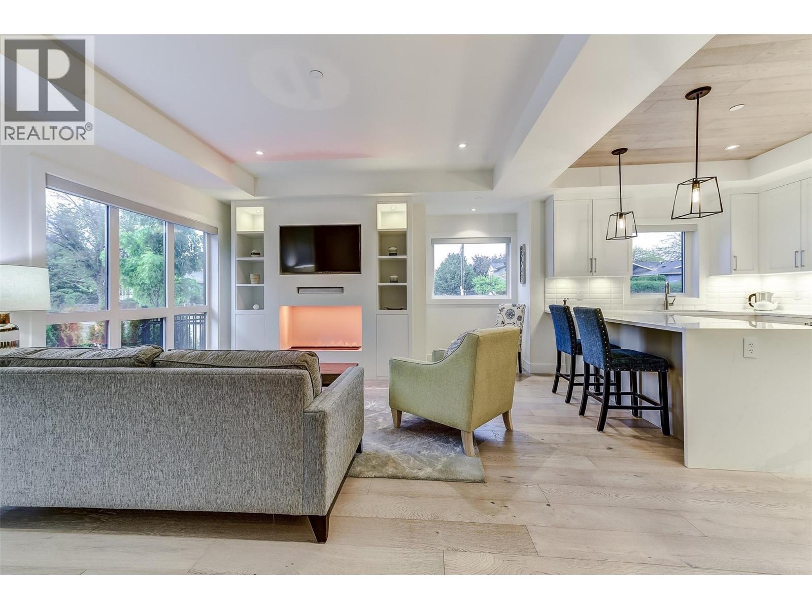 1308 Richter Street Unit# 106. Kelowna, British Columbia