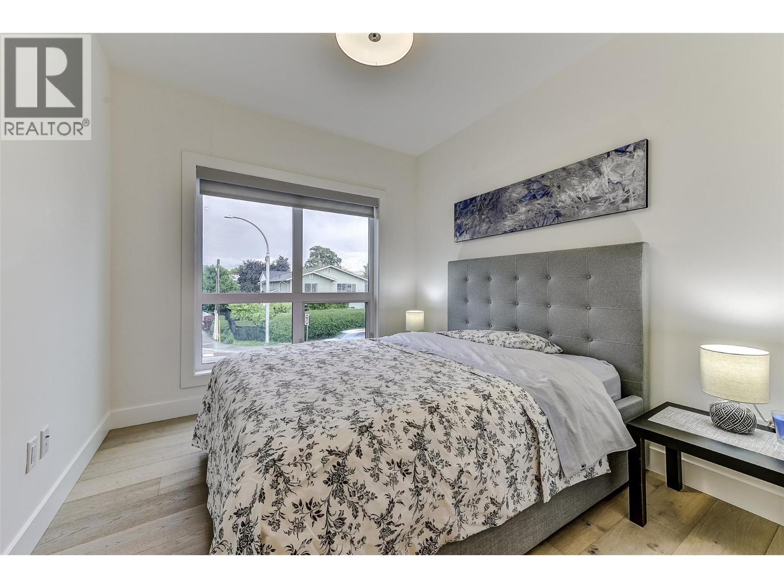 1308 Richter Street Unit# 106. Kelowna, British Columbia