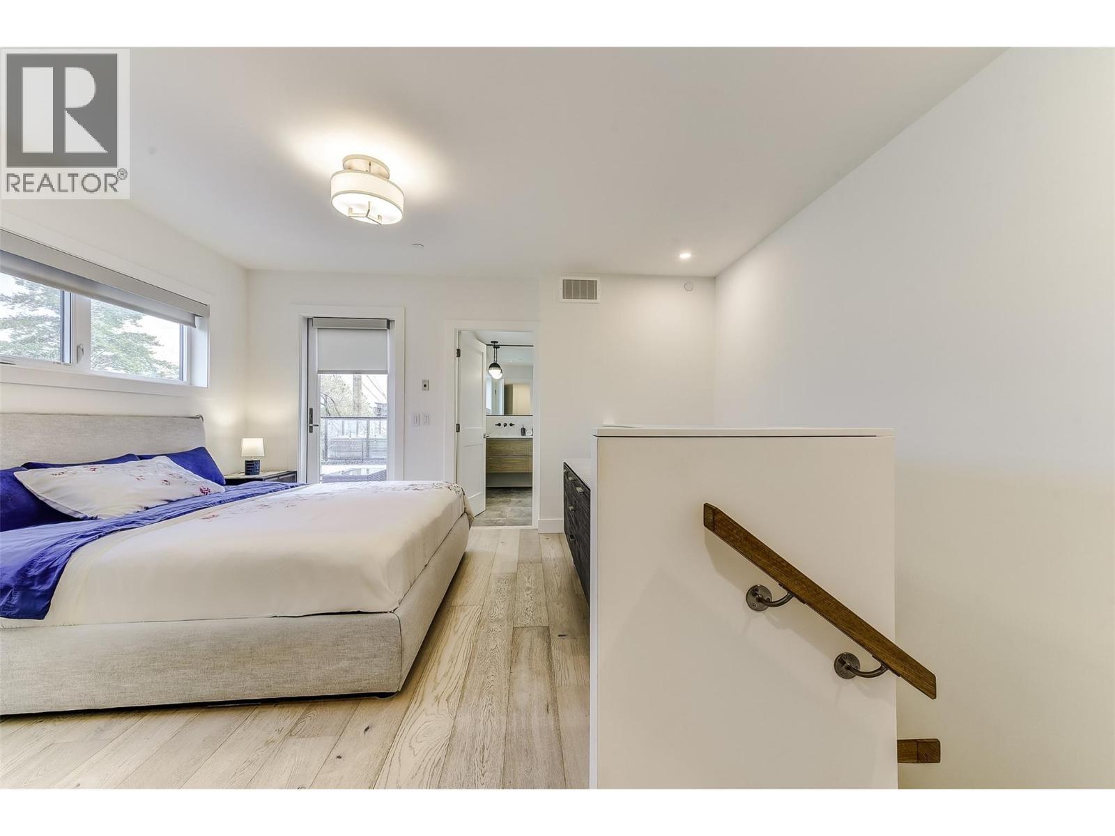 1308 Richter Street Unit# 106. Kelowna, British Columbia