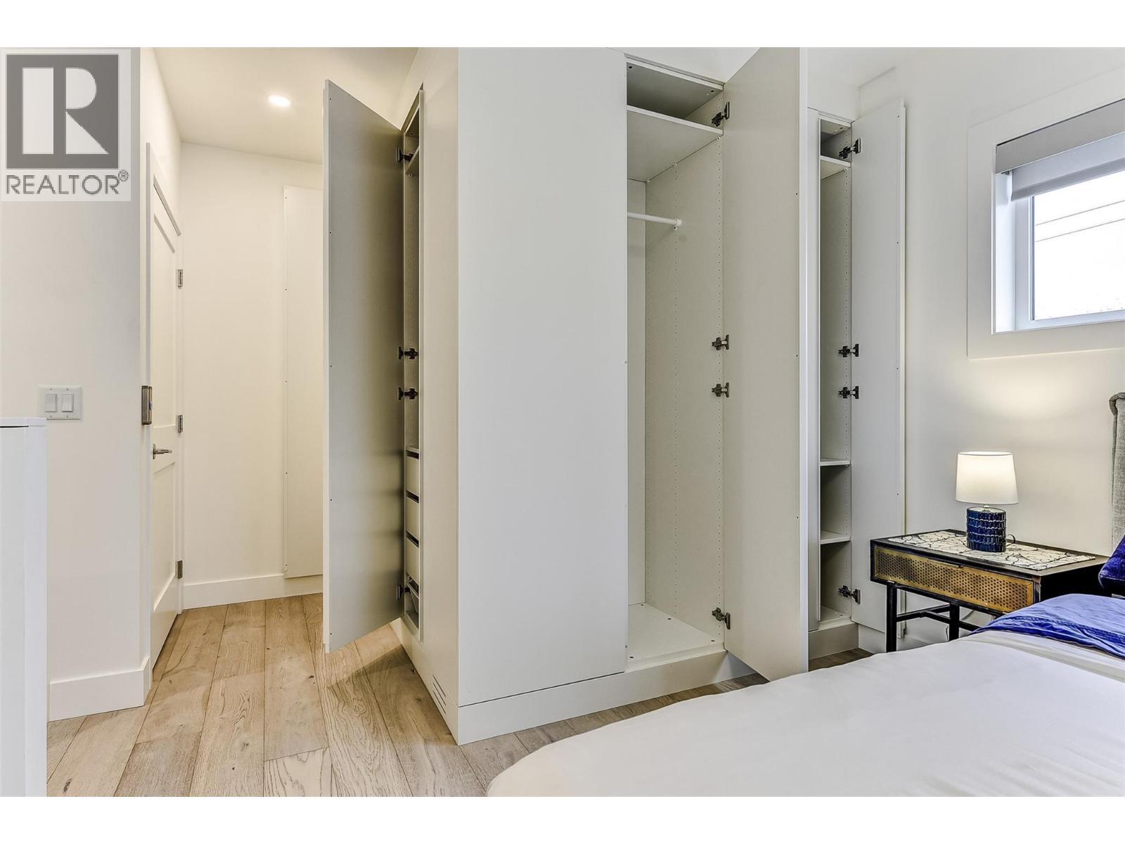 1308 Richter Street Unit# 106. Kelowna, British Columbia