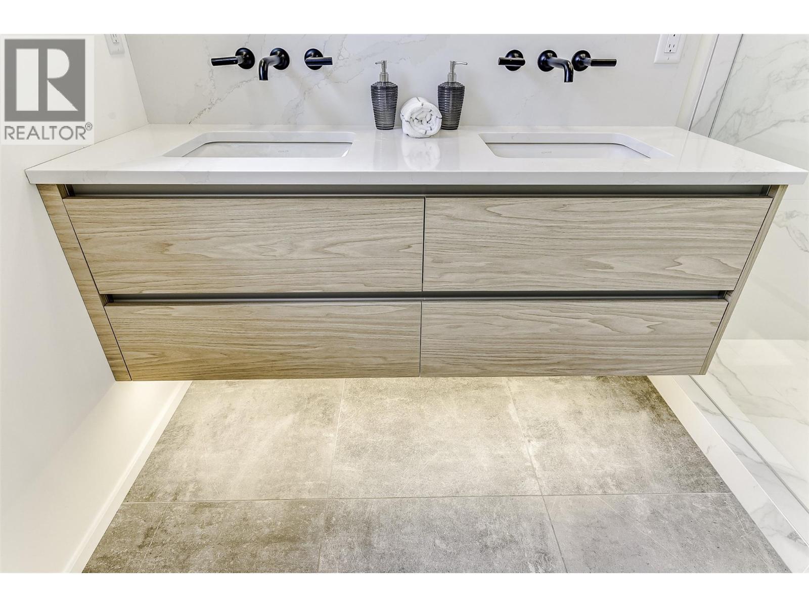 1308 Richter Street Unit# 106. Kelowna, British Columbia