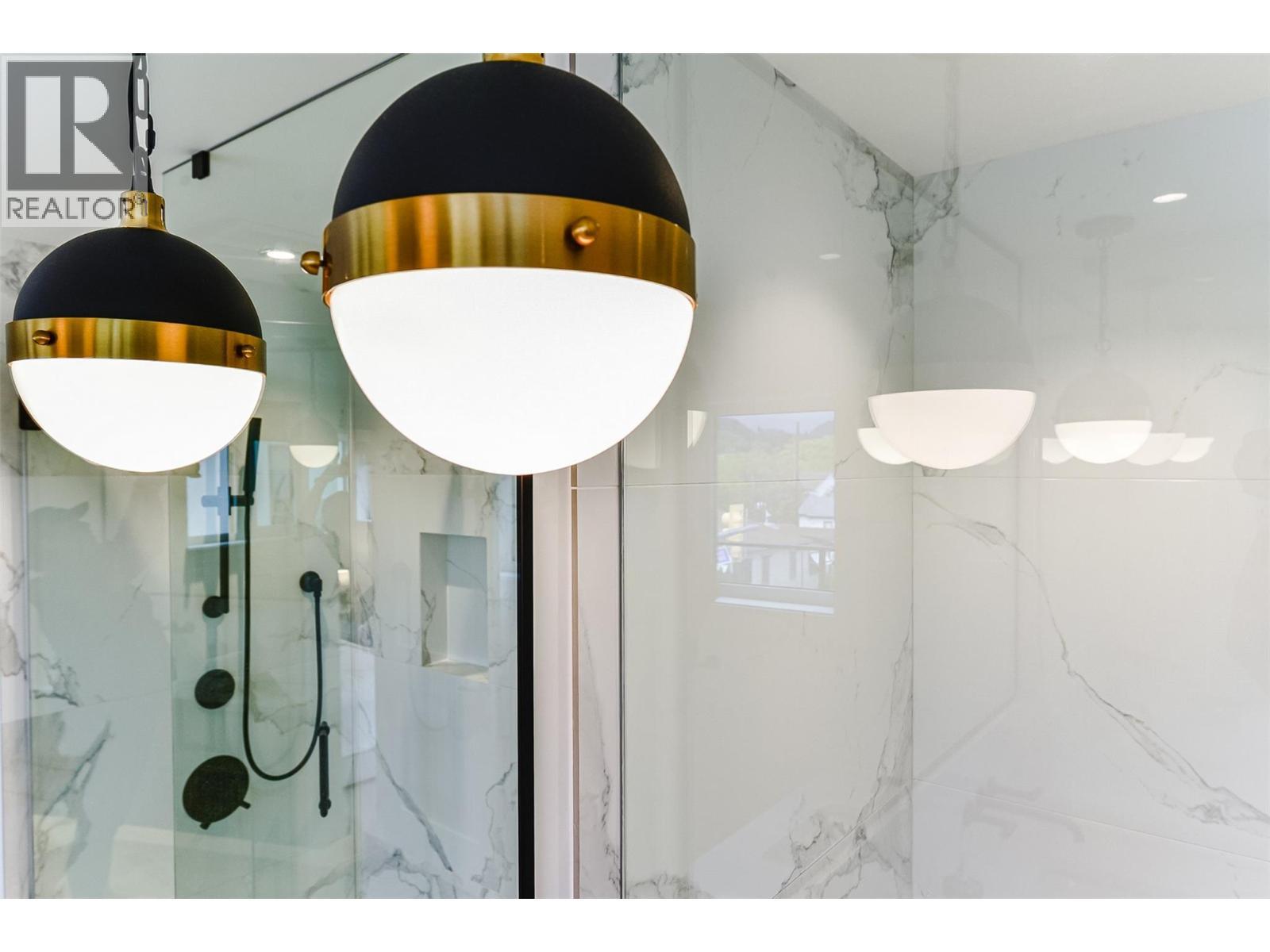 1308 Richter Street Unit# 106. Kelowna, British Columbia