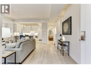 1308 Richter Street Unit# 106. Kelowna, British Columbia