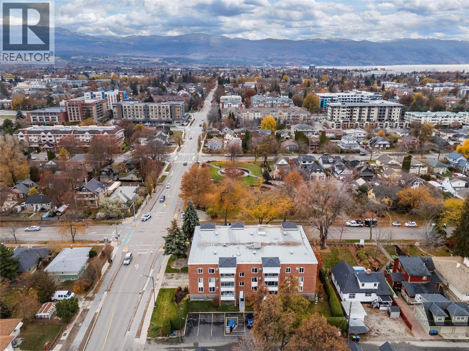 878 Bernard Avenue Unit# 304. Kelowna, British Columbia