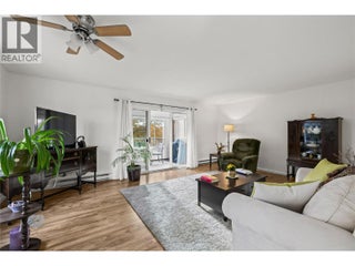 878 Bernard Avenue Unit# 304. Kelowna, British Columbia