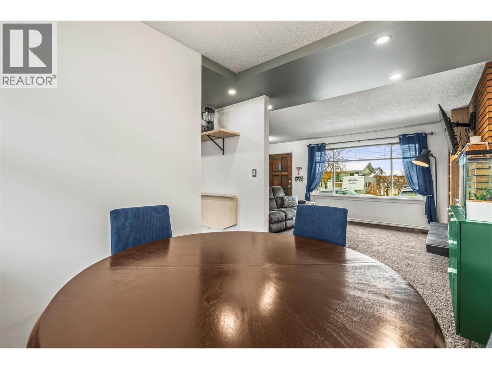 1016 34 Avenue. Vernon, British Columbia