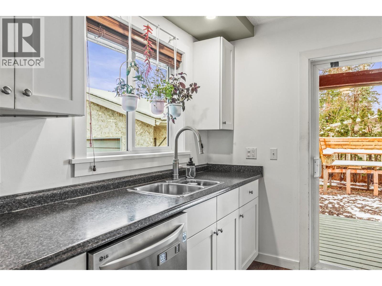 1016 34 Avenue. Vernon, British Columbia