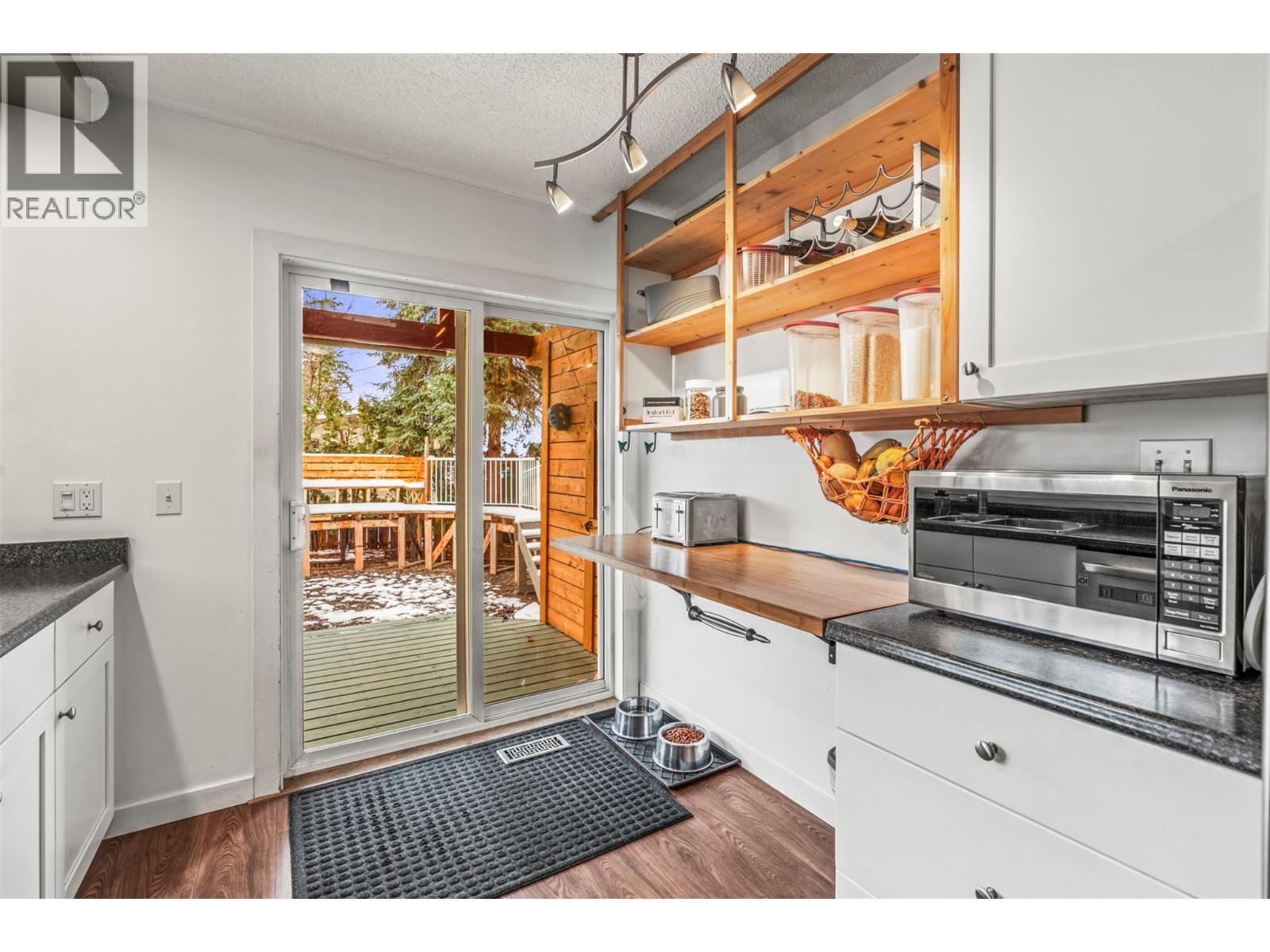 1016 34 Avenue. Vernon, British Columbia