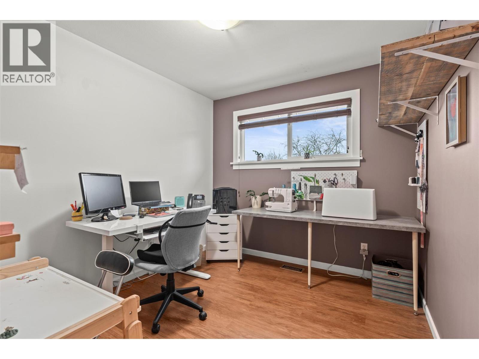 1016 34 Avenue. Vernon, British Columbia