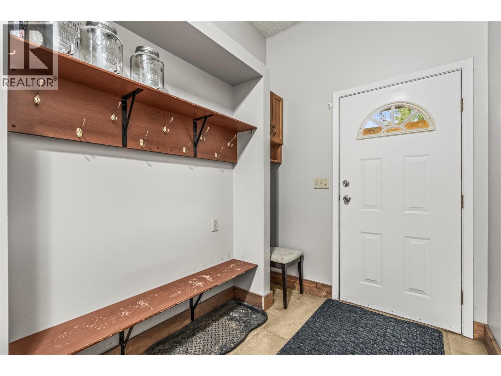 1016 34 Avenue. Vernon, British Columbia