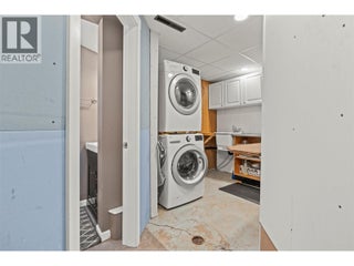 1016 34 Avenue. Vernon, British Columbia