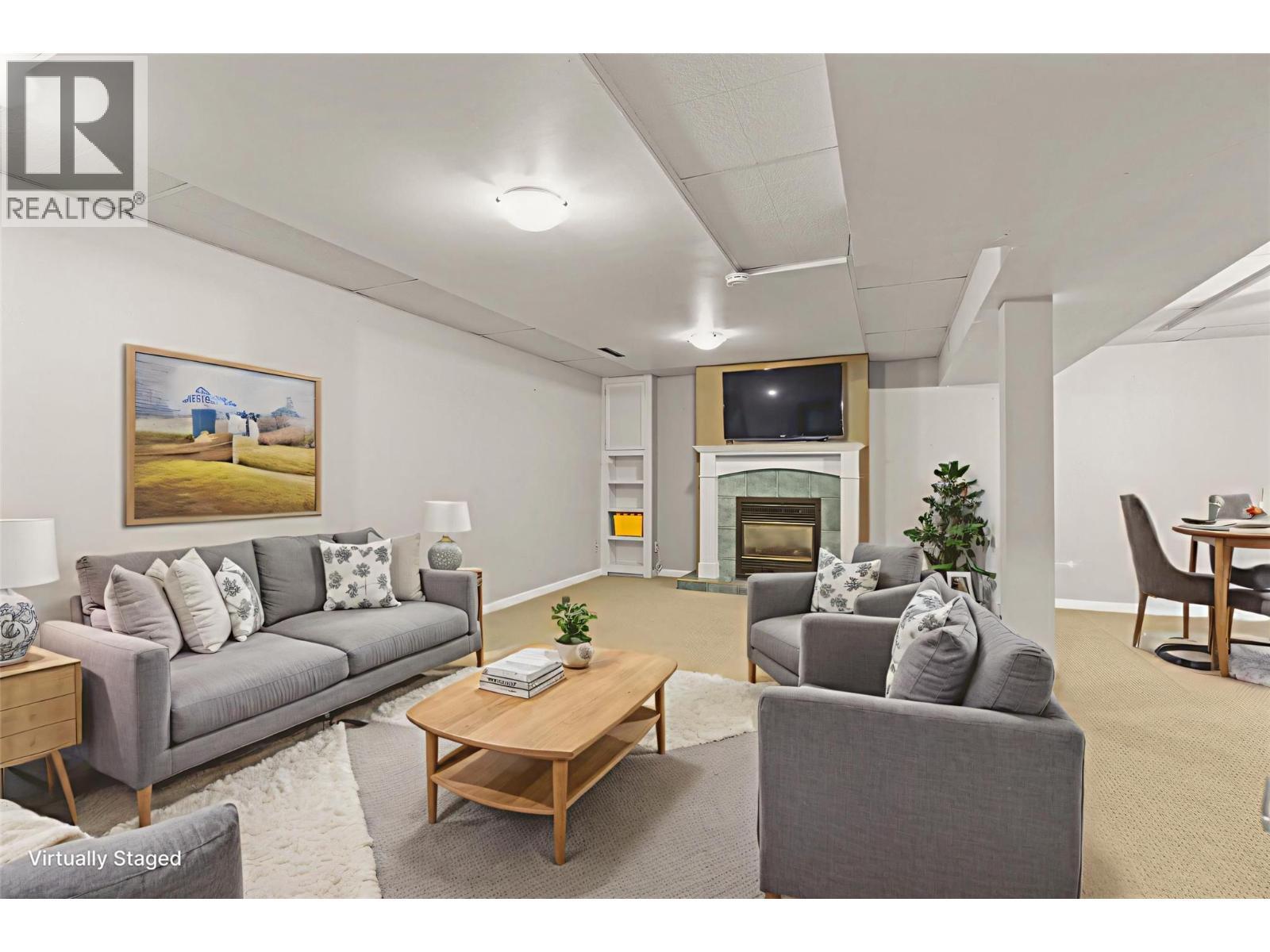 1016 34 Avenue. Vernon, British Columbia