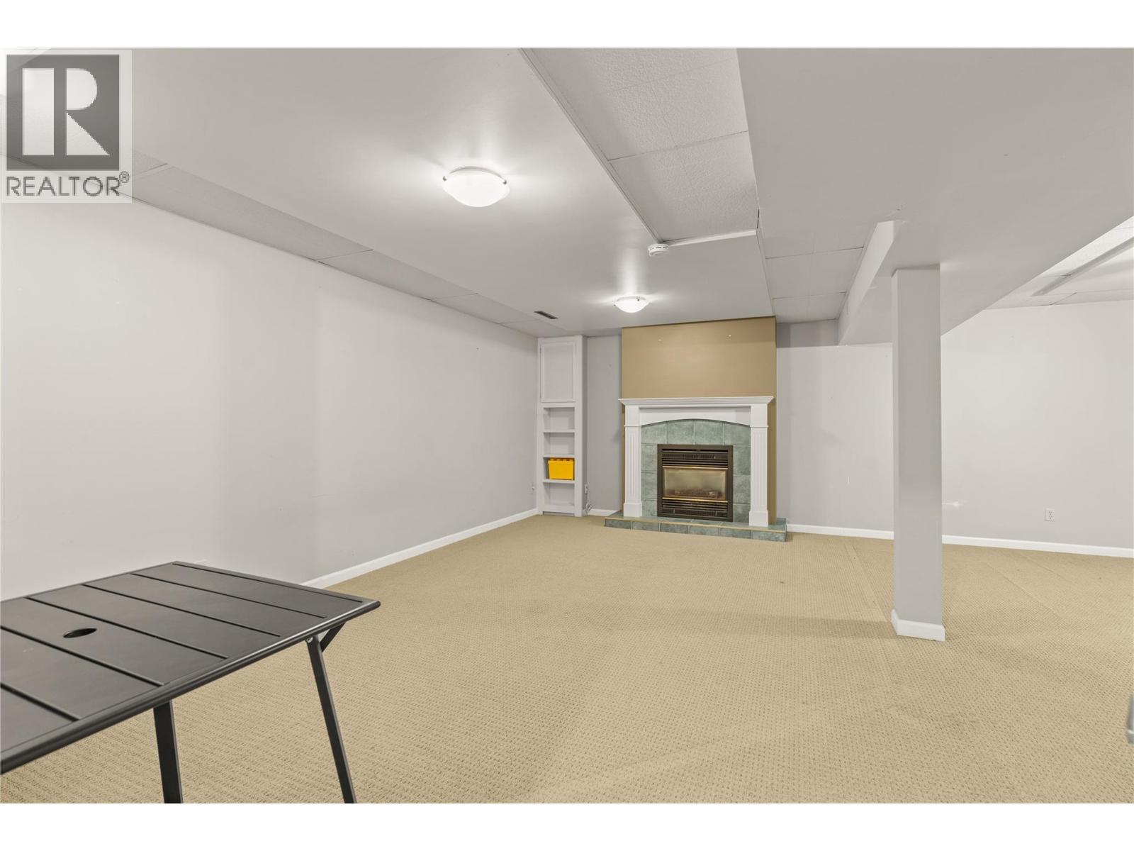 1016 34 Avenue. Vernon, British Columbia