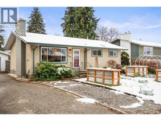 1016 34 Avenue. Vernon, British Columbia