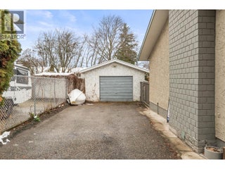 1016 34 Avenue. Vernon, British Columbia