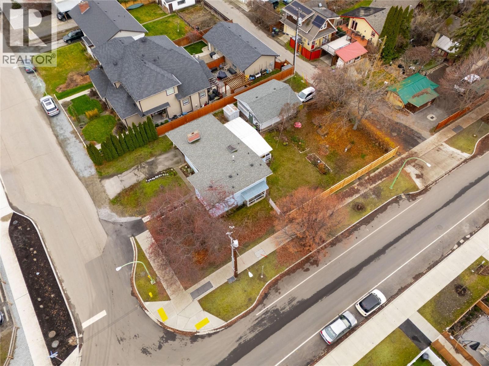 2150 Burnett Street. Kelowna, British Columbia