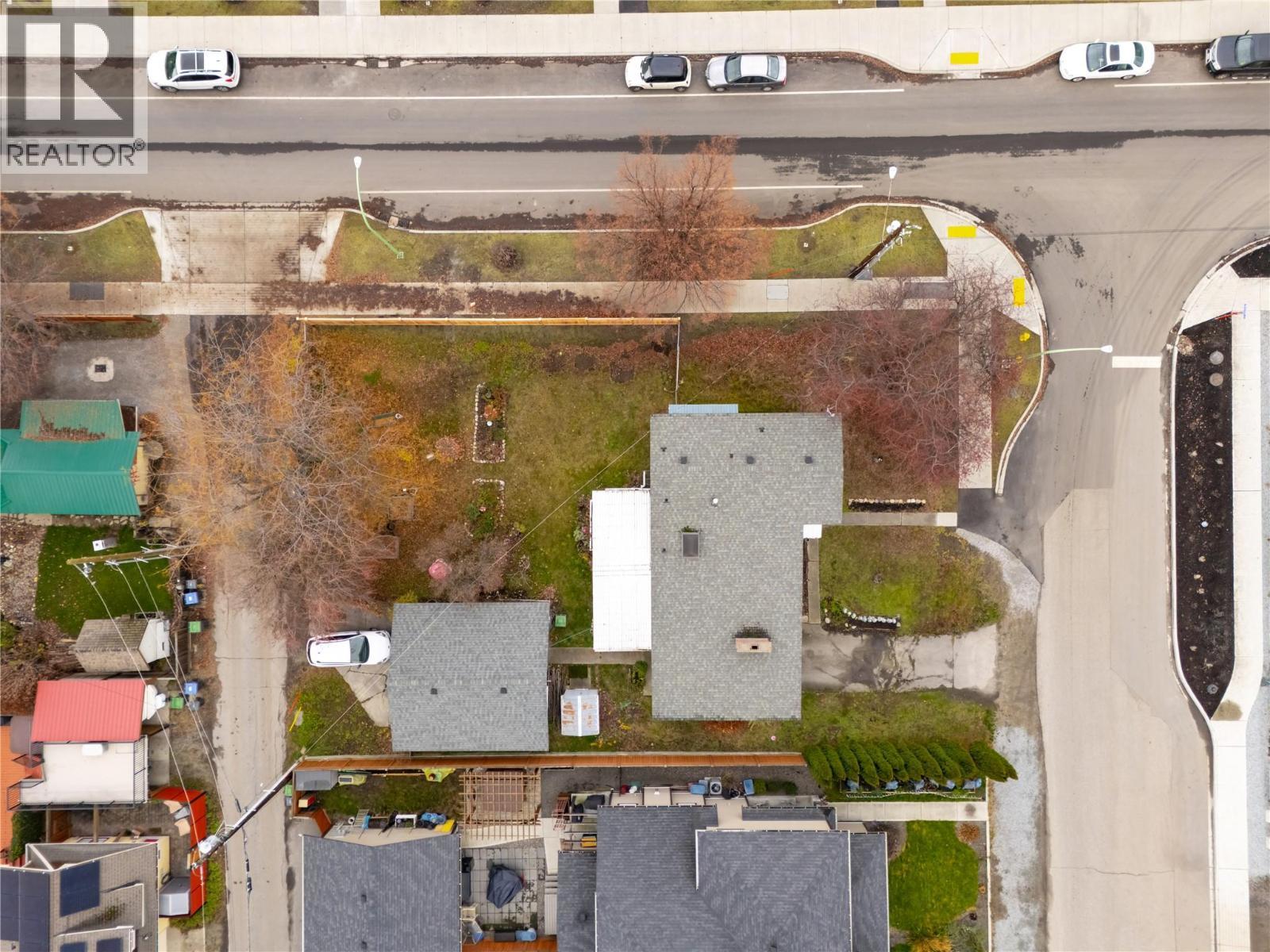 2150 Burnett Street. Kelowna, British Columbia