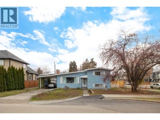 2150 Burnett Street. Kelowna, British Columbia