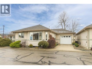 111 Harbourfront Drive Nw Unit# 14. Salmon Arm, British Columbia