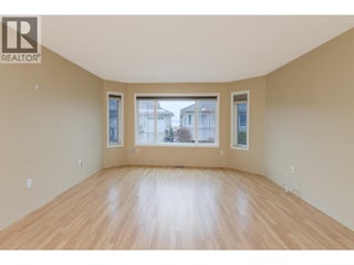 111 Harbourfront Drive Nw Unit# 14. Salmon Arm, British Columbia