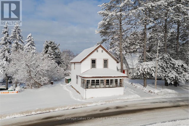 12 Rain Lake Road, Kearney