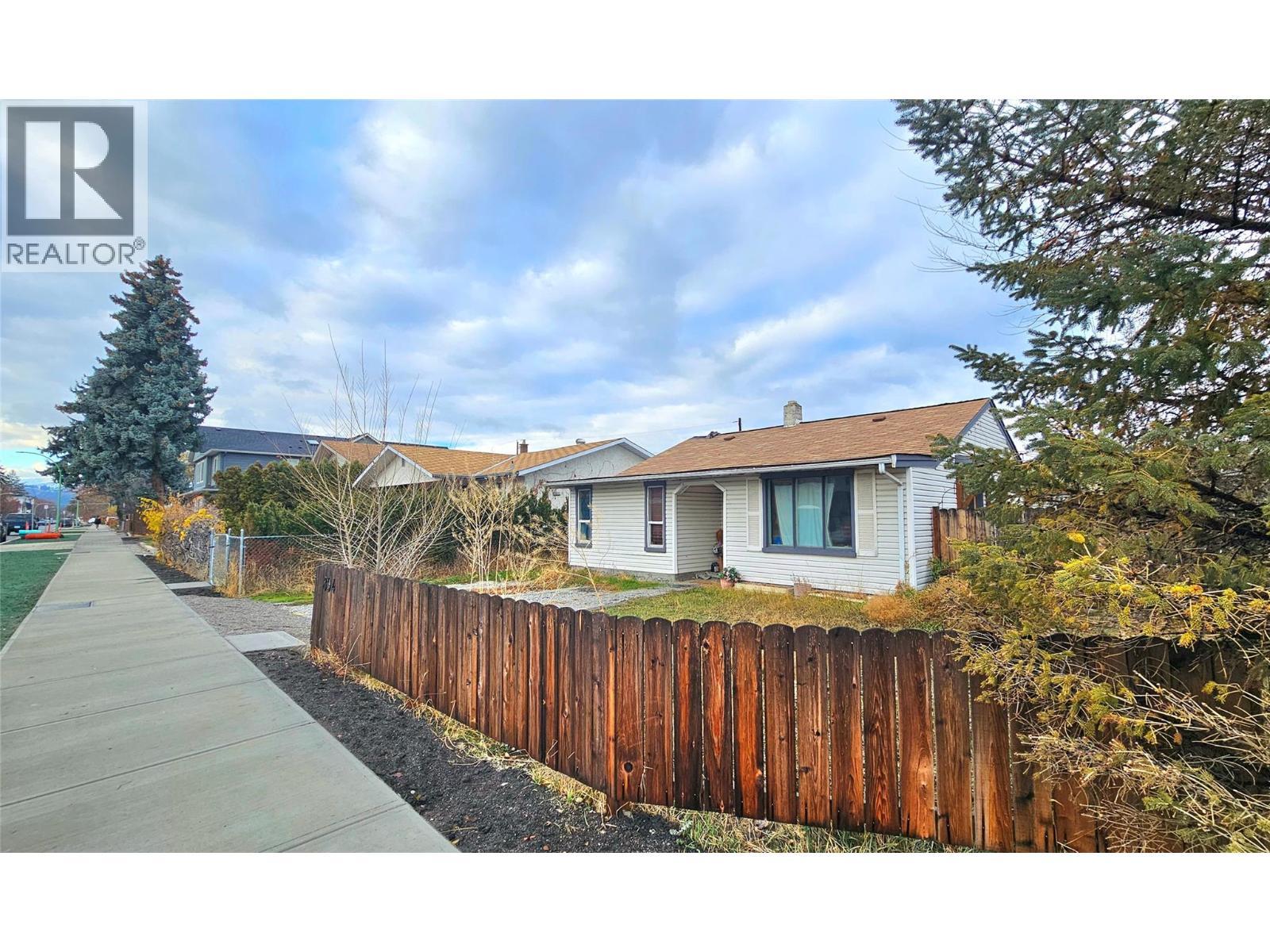894 Morrison Avenue. Kelowna, British Columbia