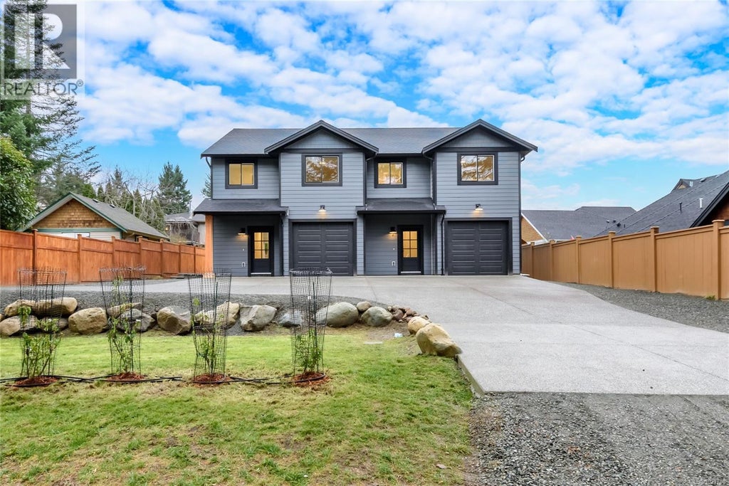 A 1044 Lazo Road, Comox